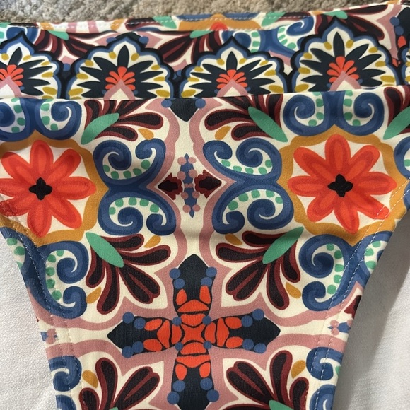 Boden Black and Vibrant Patterned Bikini Set - NWT Size 6 - Picture 2 of 7